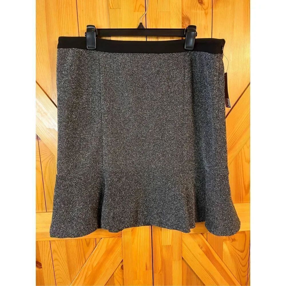 Liz Claiborne SZ 14 Black/Gray Skirt A-line Lined NWT (3606)